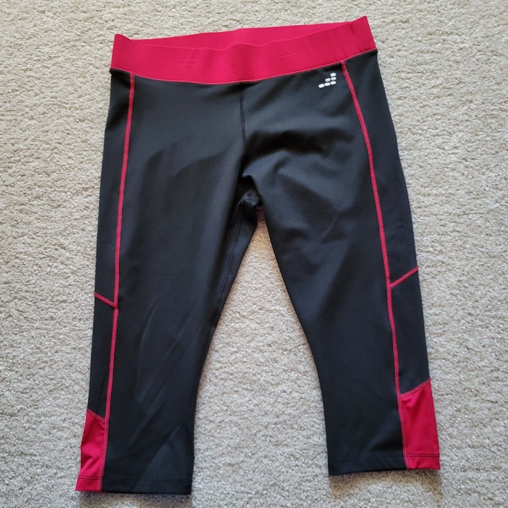 Women's Black and Red Athletic Capris